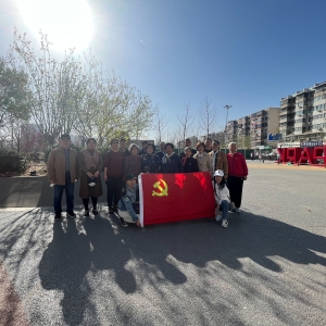 重温入党誓词，共唱红色经典 ——经八路街道任砦社区主题党员活动日 ... ...